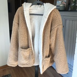 Reversible puffy Sherpa